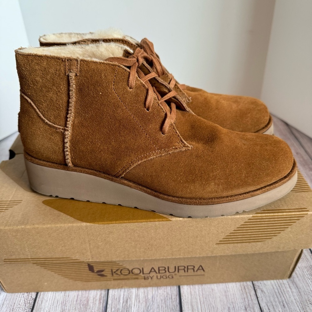 KOOLABURRA Ugg Classic Suede Ankle Bootie Boots 10